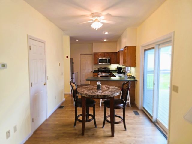 41 Juniperwood Dr, Haverhill, MA 01832