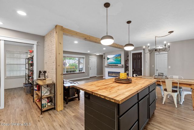 2675 N Sparrow Loop, Post Falls, ID 83854