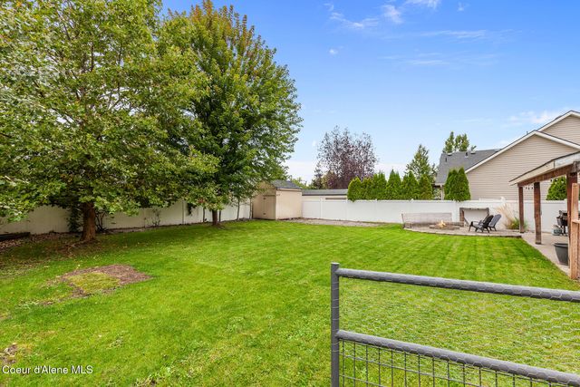 2675 N Sparrow Loop, Post Falls, ID 83854