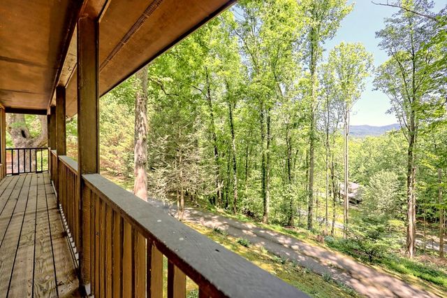 192 Brookwood Drive, Blairsville, GA 30512