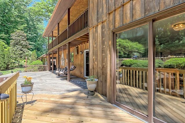 192 Brookwood Drive, Blairsville, GA 30512