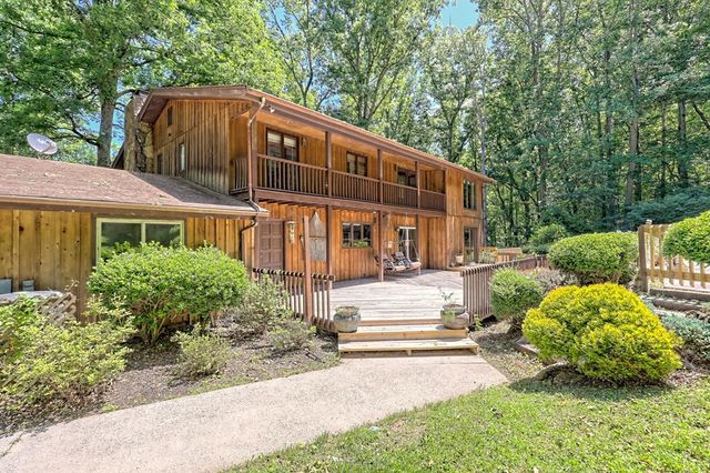 192 Brookwood Drive, Blairsville, GA 30512