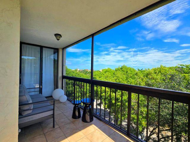 955 Egret Circle 501, Delray Beach, FL 33444