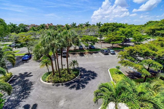955 Egret Circle 501, Delray Beach, FL 33444