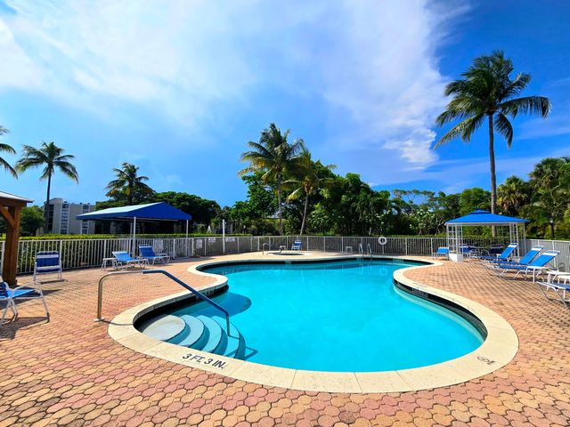955 Egret Circle 501, Delray Beach, FL 33444