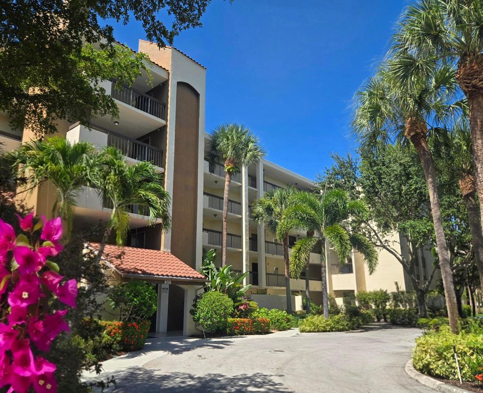 955 Egret Circle 501, Delray Beach, FL 33444