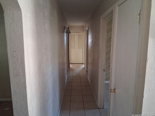 7331 Glen MNR, San Antonio, TX 78239