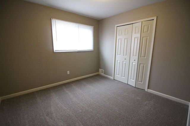 16117 Jackson Street, Taylor, MI 48180