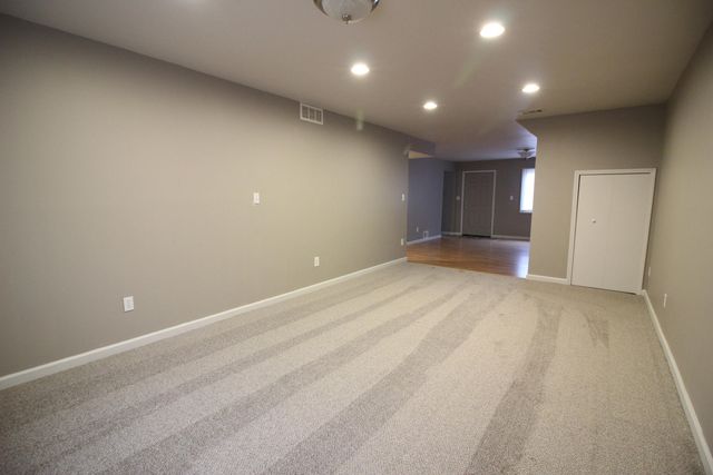 16117 Jackson Street, Taylor, MI 48180