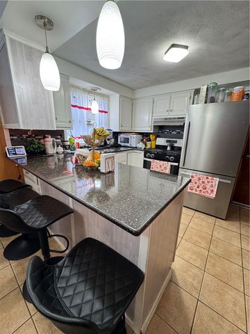 4 Dunbar Street, Providence, RI 02909