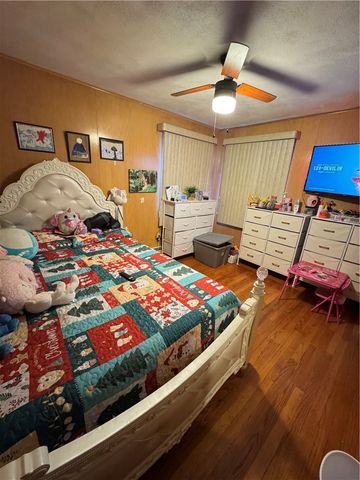 4 Dunbar Street, Providence, RI 02909