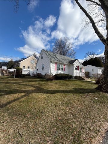 4 Dunbar Street, Providence, RI 02909