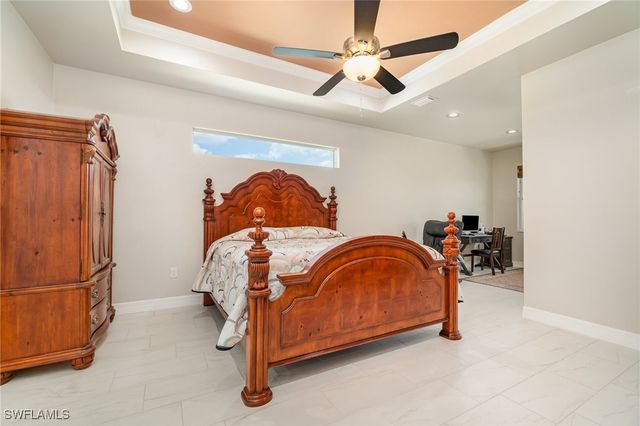 346 NW 25th TER, Cape Coral, FL 33993