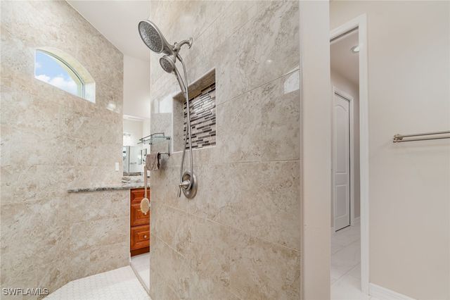 346 NW 25th TER, Cape Coral, FL 33993