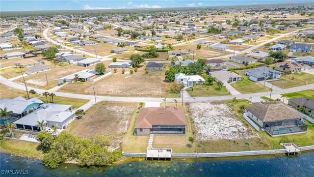 346 NW 25th TER, Cape Coral, FL 33993