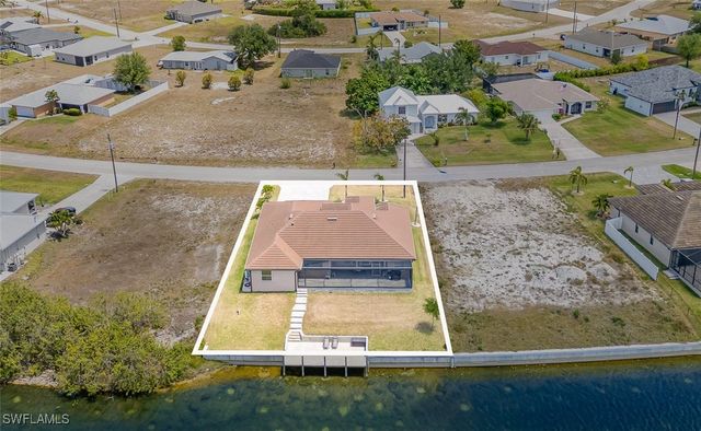 346 NW 25th TER, Cape Coral, FL 33993