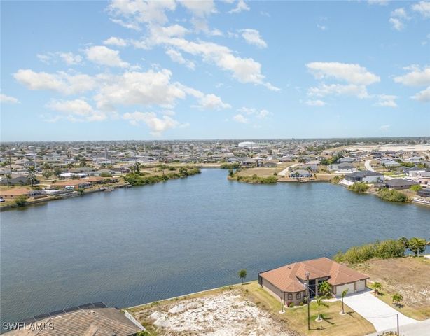 346 NW 25th TER, Cape Coral, FL 33993