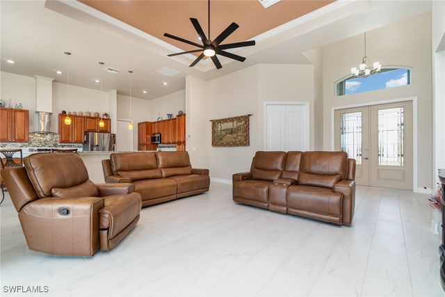 346 NW 25th TER, Cape Coral, FL 33993