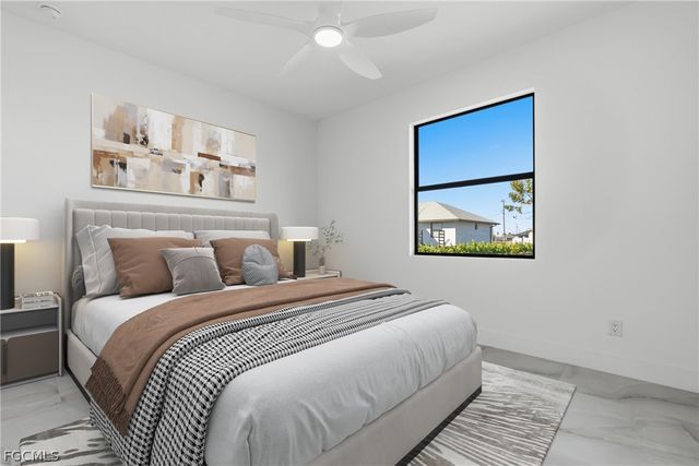 1030 NE 2nd AVE, Cape Coral, FL 33909