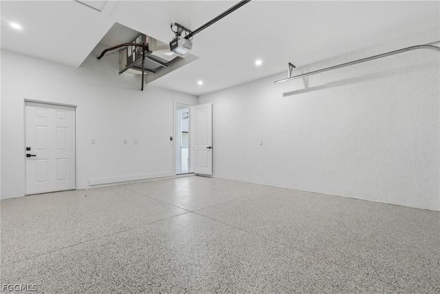 1030 NE 2nd AVE, Cape Coral, FL 33909