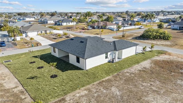 1030 NE 2nd AVE, Cape Coral, FL 33909