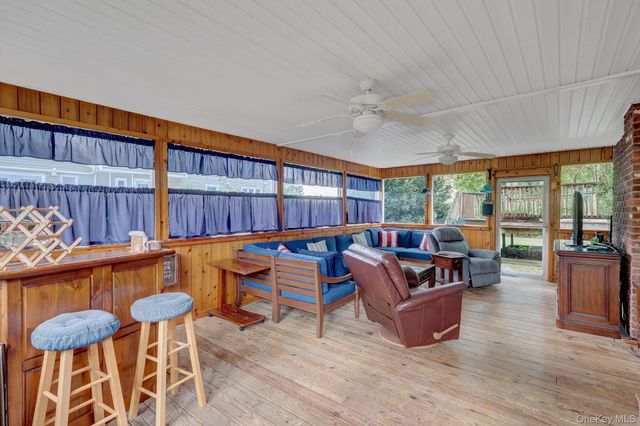 41 Main Avenue, Mastic, NY 11950