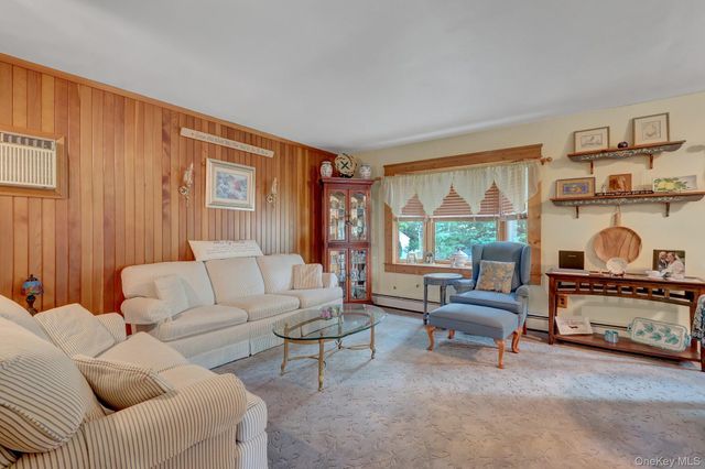 41 Main Avenue, Mastic, NY 11950