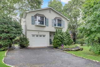 41 Main Avenue, Mastic, NY 11950