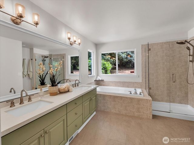 6360 286 Place NE, Carnation, WA 98014