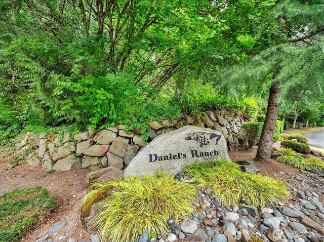 6360 286 Place NE, Carnation, WA 98014