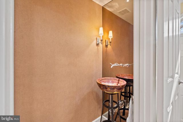 2922 TOONE ST, Baltimore, MD 21224