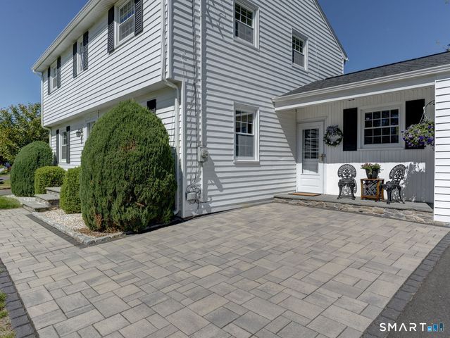 49 Whitehall Drive, East Hartford, CT 06118