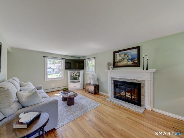 49 Whitehall Drive, East Hartford, CT 06118