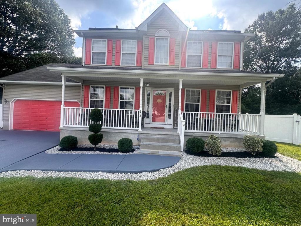 12 AMBROSE CT, Woodbury, NJ 08096