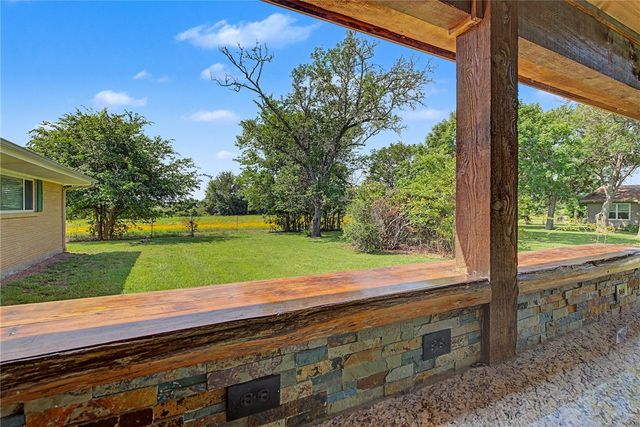 2828 Hwy 36 S, Caldwell, TX 77836