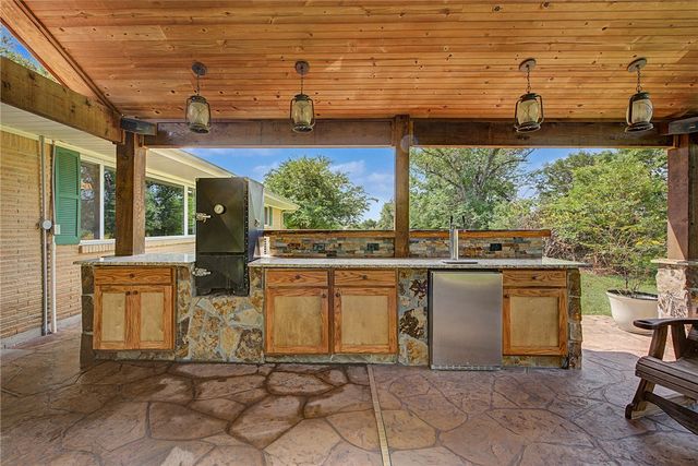 2828 Hwy 36 S, Caldwell, TX 77836