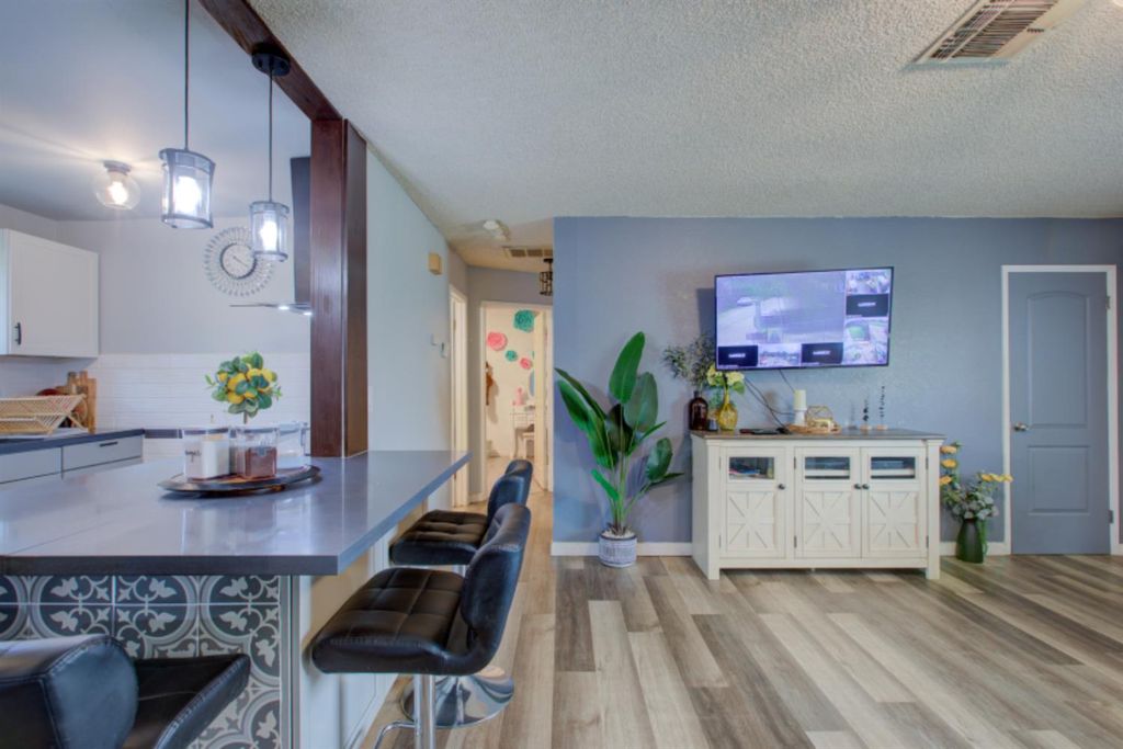 Image 11 of property listing at 7139 Center St. # 7141, Winton, CA 95388