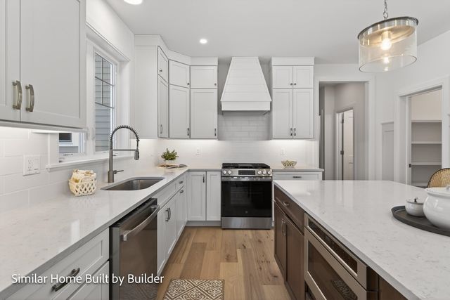 61 Beane Lane, Newington, NH 03801