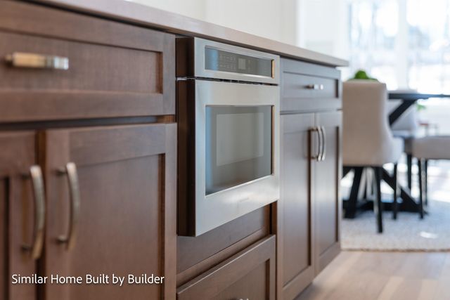 61 Beane Lane, Newington, NH 03801