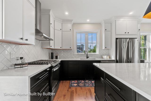 61 Beane Lane, Newington, NH 03801