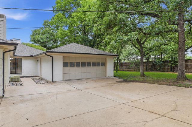 19 Timbergreen Circle, Denton, TX 76205