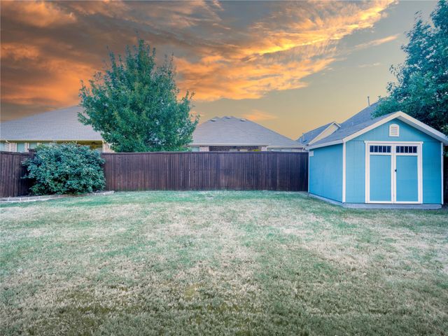2724 Driftwood Creek Trail, Celina, TX 75078