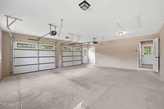 2236 Sheffield Street, Kingsport, TN 37660