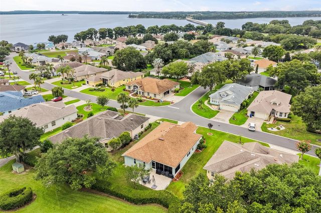 6170 SAILBOAT AVENUE, Tavares, FL 32778