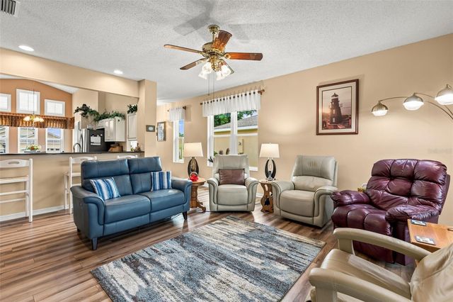 6170 SAILBOAT AVENUE, Tavares, FL 32778