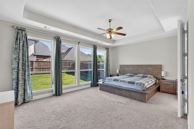 6808 Rowlett Drive, Mckinney, TX 75070