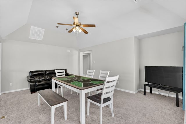 6808 Rowlett Drive, Mckinney, TX 75070