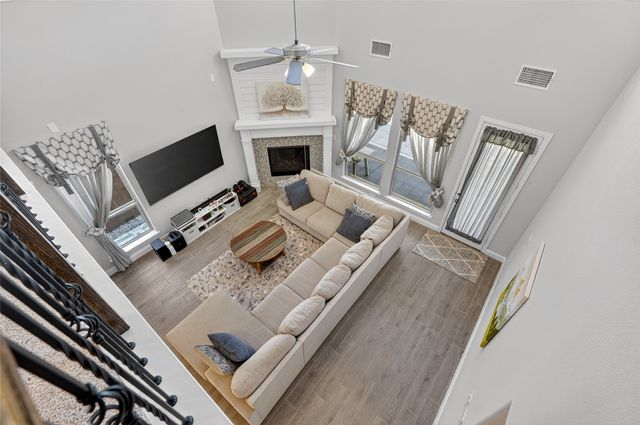 6808 Rowlett Drive, Mckinney, TX 75070