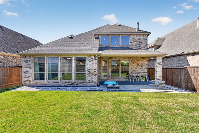 6808 Rowlett Drive, Mckinney, TX 75070