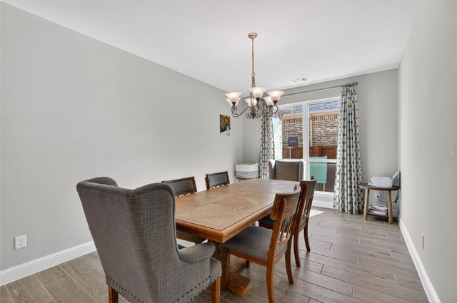 6808 Rowlett Drive, Mckinney, TX 75070